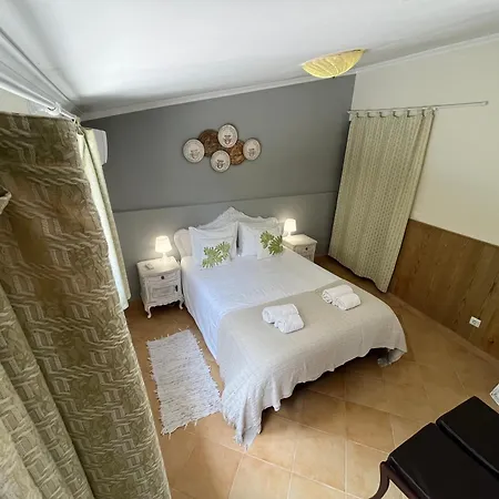 Casal Do Varatojo Alcobaça