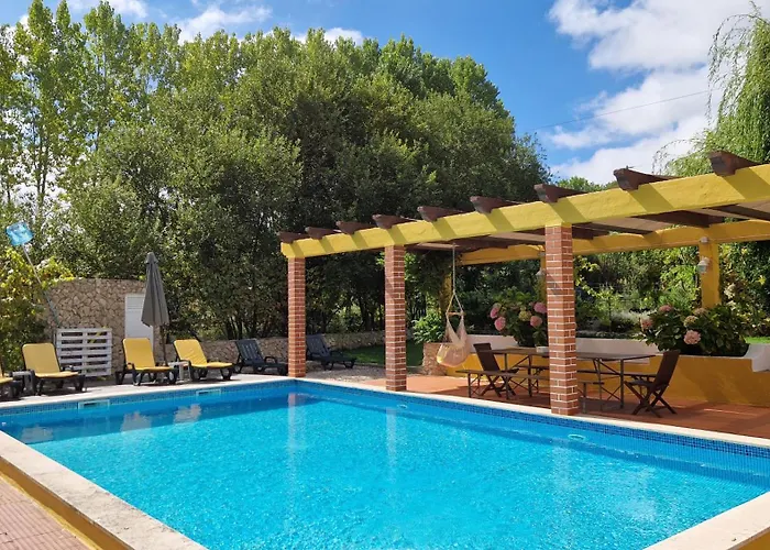 Casal Do Varatojo Casa de Férias